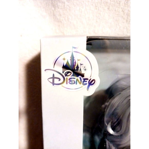 NEW IN BOX! Disney RAYA AND THE LAST DRAGON Human Sisu DOLL NEVER OPENED Collect - Picture 7 of 16